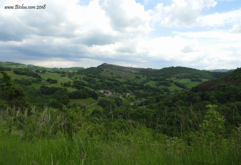 Village de la vallée du Lot