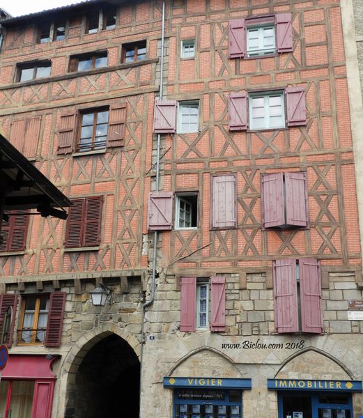 Belle façade à Figeac