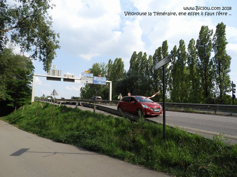 Drôle de passage sur la Véloroute de la Moselle charles le téméraire en 2018
