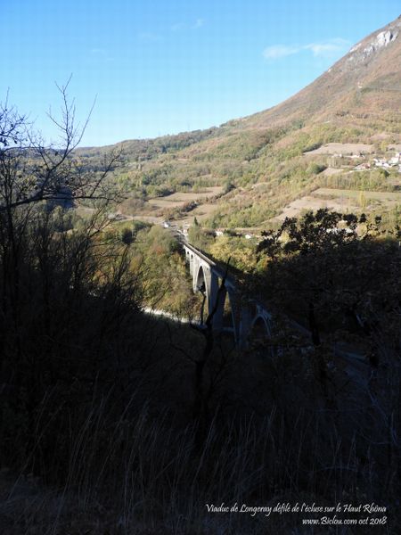 Viaduc de Longeray sur le Rhône (défilé de l'écluse)