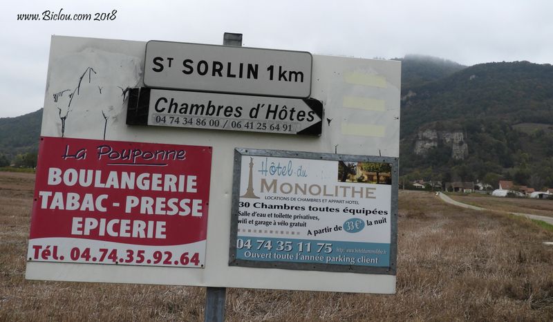 ViaRhôna, a contribué à developper qlq activités touristiques : Repérage au pied du Bugey et en berge du Haut Rhône