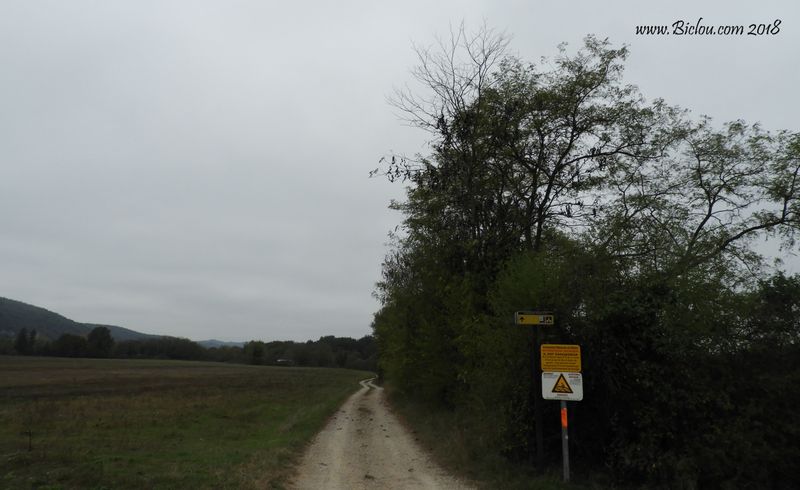A travers les barotières sous la Balme les Grottes et direction de Travers et Hieres sur Amby