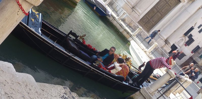 Laisse les gondoles à Venise ! 80 euros pour una mezza ora 
