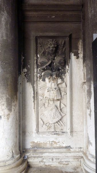 Façade en cours de rénovation ?