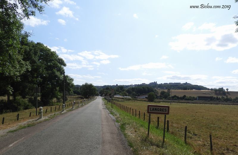 Arrivée à Langres, mais la ville n'est pas encore gagnée ..