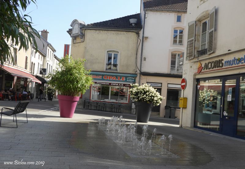 Bourbonne les bains cherche un peu de fraicheur