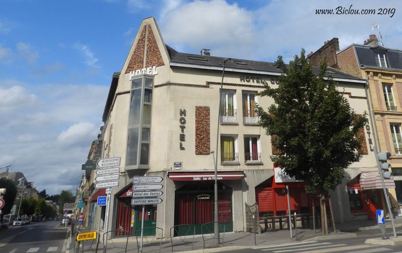 Charleville ; hôtel couleurs sud 
