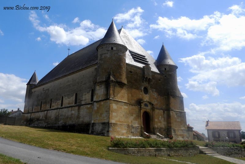 eglise fortifiée de st juvin
