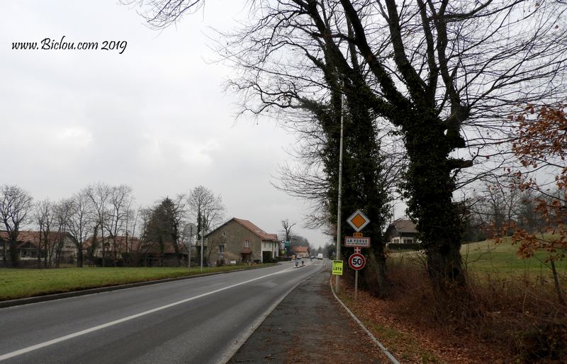 La Forge : Beaux trottoirs, mais Quid des bicyclettes ? 