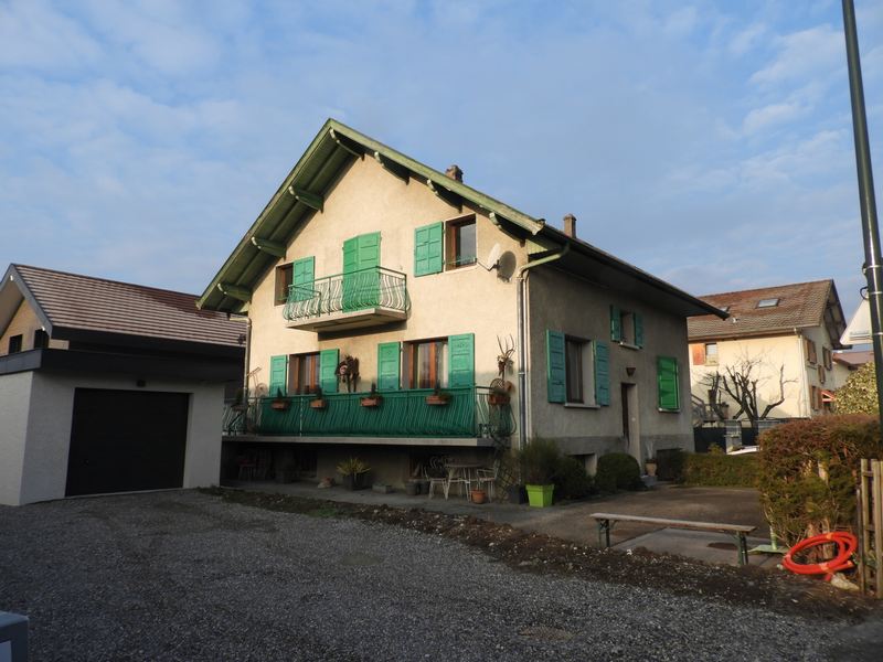 La maison aux volets verts