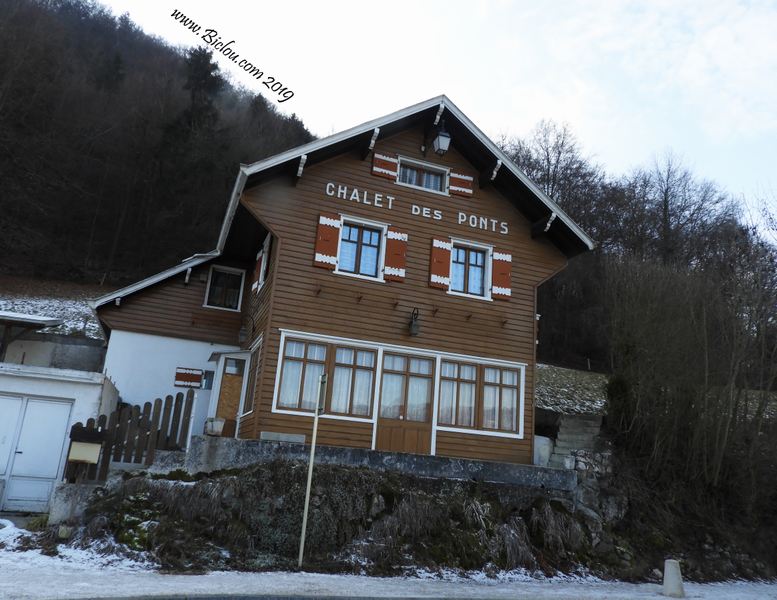Chalet des ponts (de la Caille)