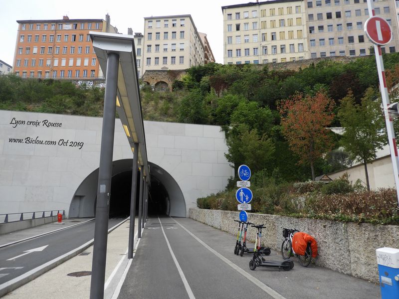 tunnle-voie-cyclable-modes-doux-lyon-croix-rousse-2019