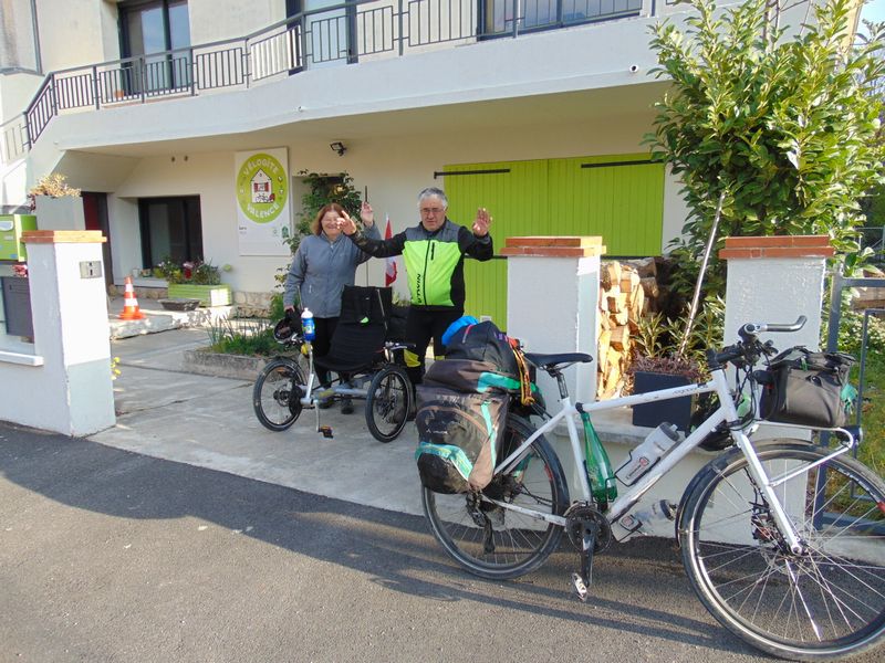 In partenza devant le gite de Valence