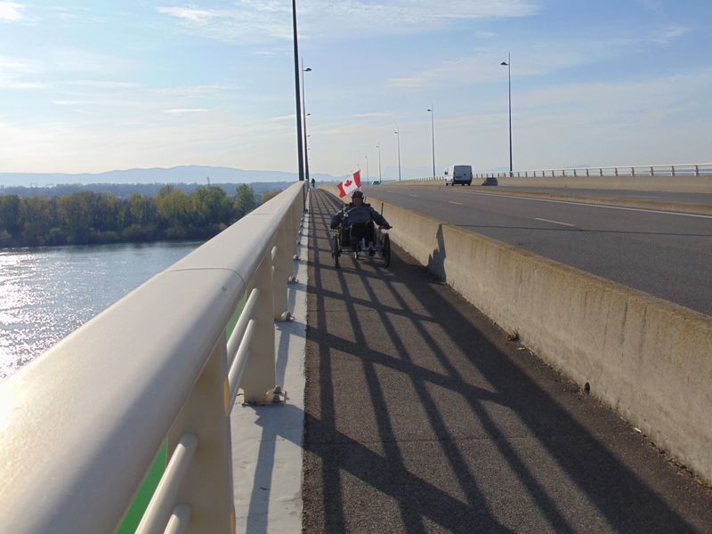 Passage sur le pont des Lônes , après Valence