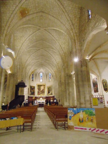 Intérieur église de saint Gilles (abbatiale)