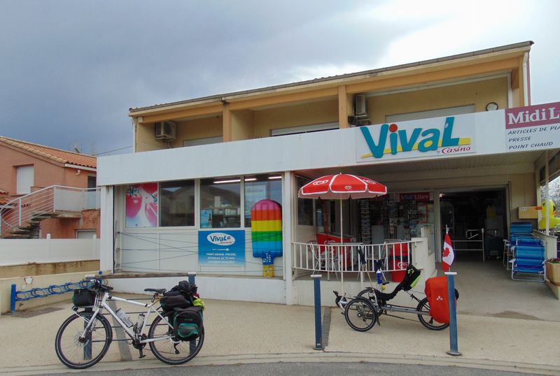 Ravitaillement à Carnon
