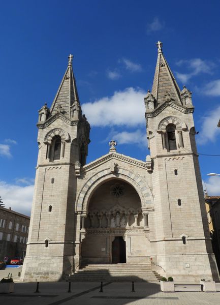 La fameuse basilique Saint Régis à Lalouvesc