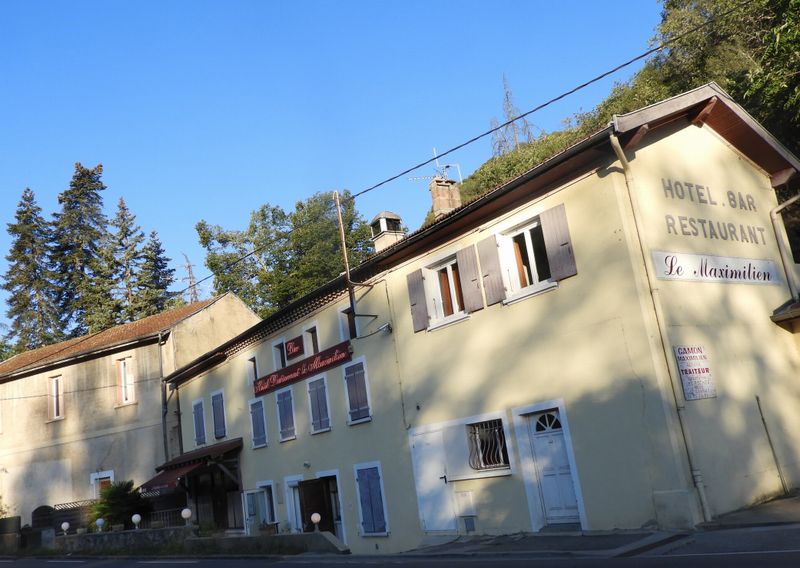 Etape à Saint Uze