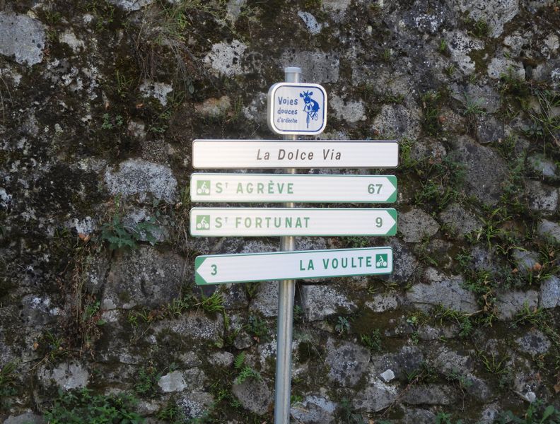 Départ de la Dolce Via .. à saint Laurent du pape