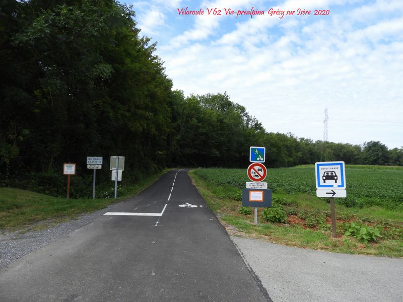 Véloroute V 62 au pont de Gresy sur Isère (2020)