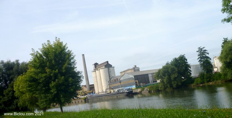 Le long de l'Oise après Compiegne