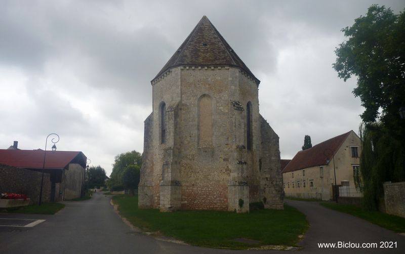Une des églises fortifiées