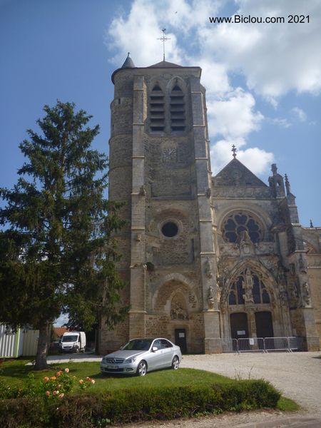 Belle église