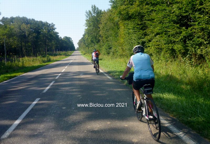 Rencontre avec deux cyclos muets ..