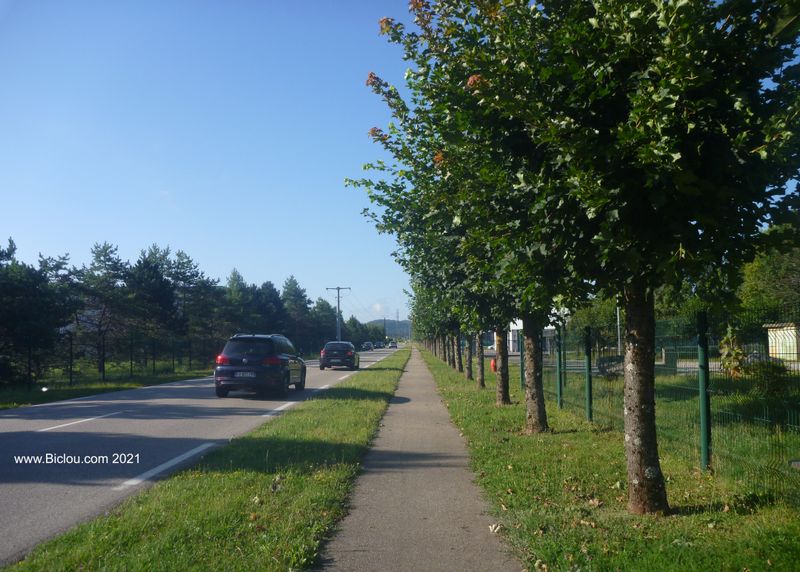 Izernore : bande dite cyclable