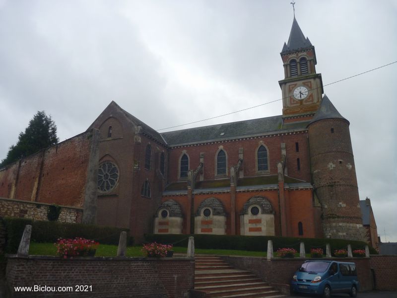 Une église de la Thierarche