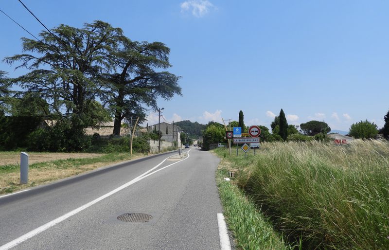 Nous reprenons la route : La Bâtie Rolland, par la D 540