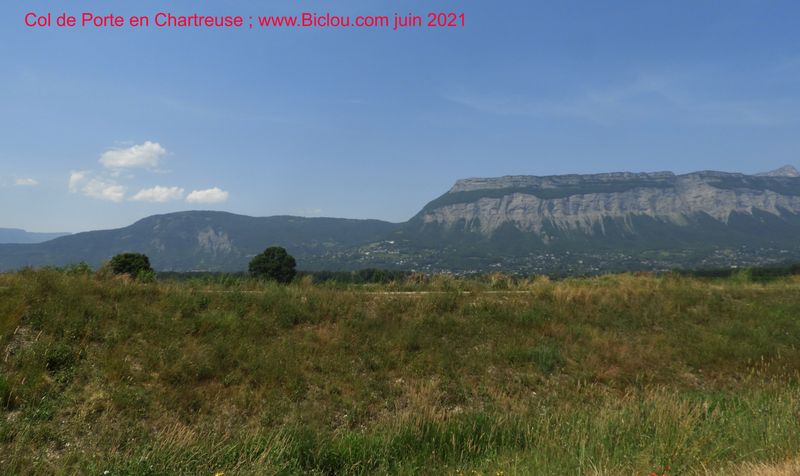 Le Col de Porte .. de la Chartreuse , vu de la plaine du Grésivaudan , Domène Grenoble