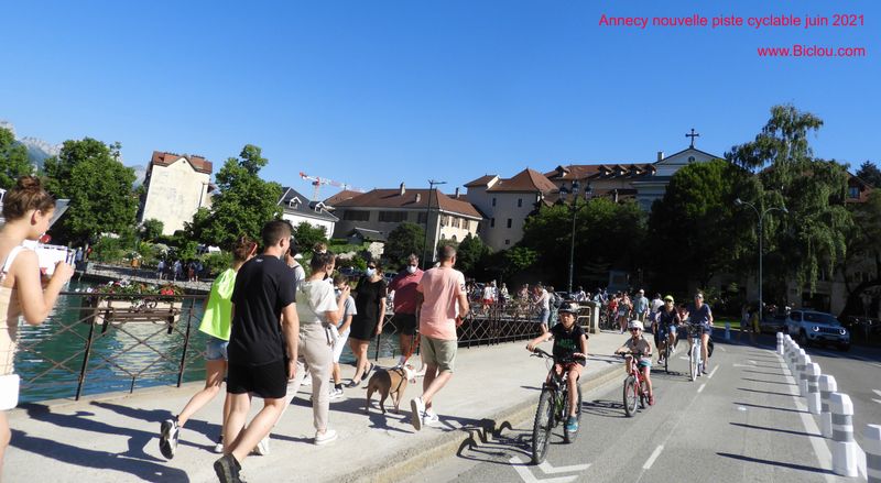 Trottoir ; piste cyclable , route : chacun à sa place à Annecy en 2021