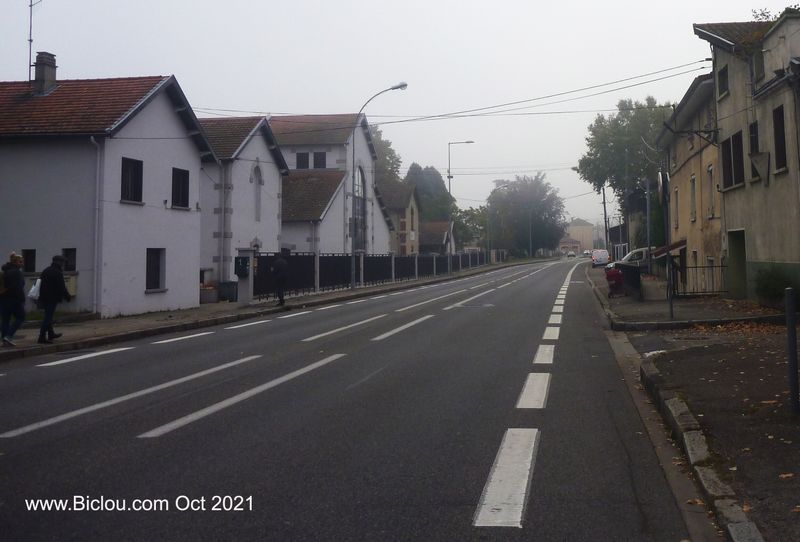 Sortie de Givors D 86 : Bandes dites cyclables