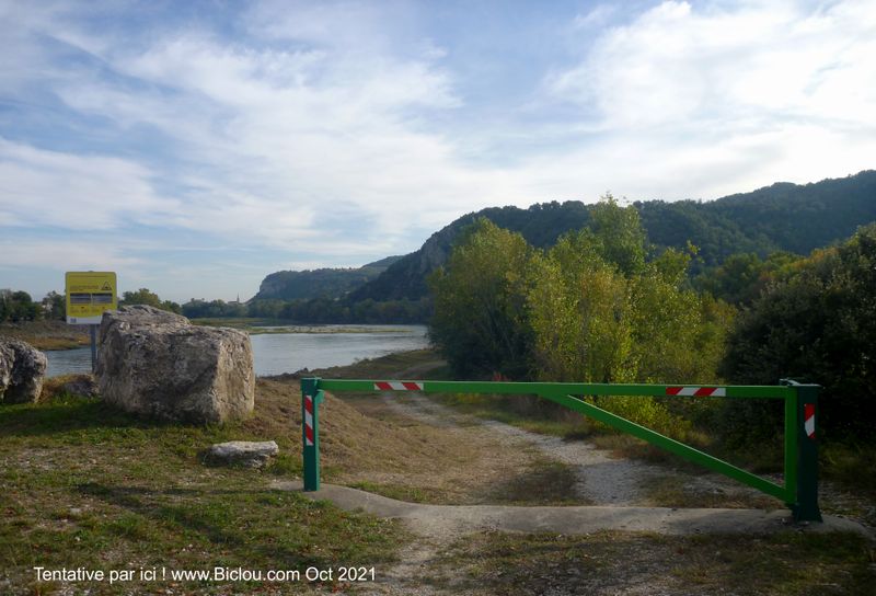 Tentative de recherche de la Voie dite Bleue de l'Ardèche