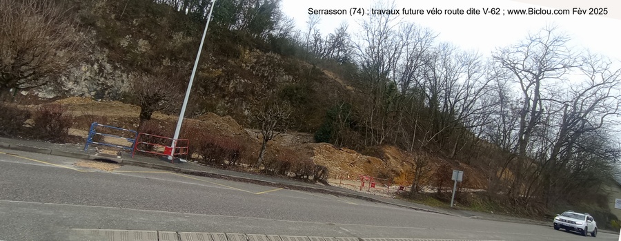 Le long de la D-1508, la vélo-route dite , V-62 se faufile derrière Serrasson (2025)