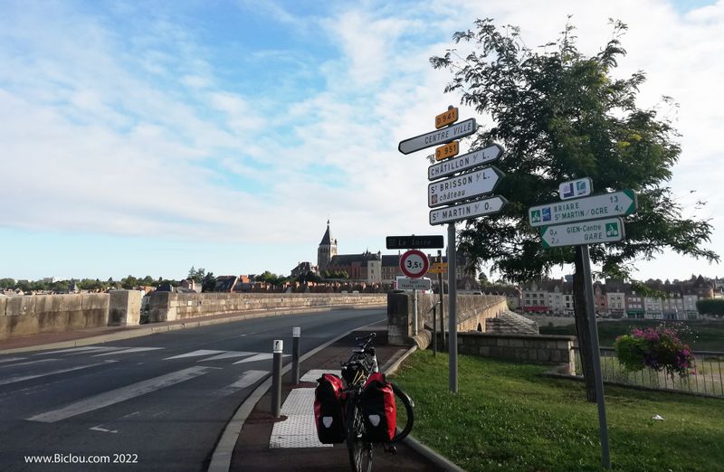Dernier coup d'oeil furtif sur Gien