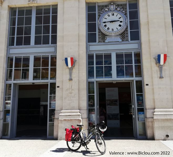 Fanette en Gare de Valence (France) en 2022