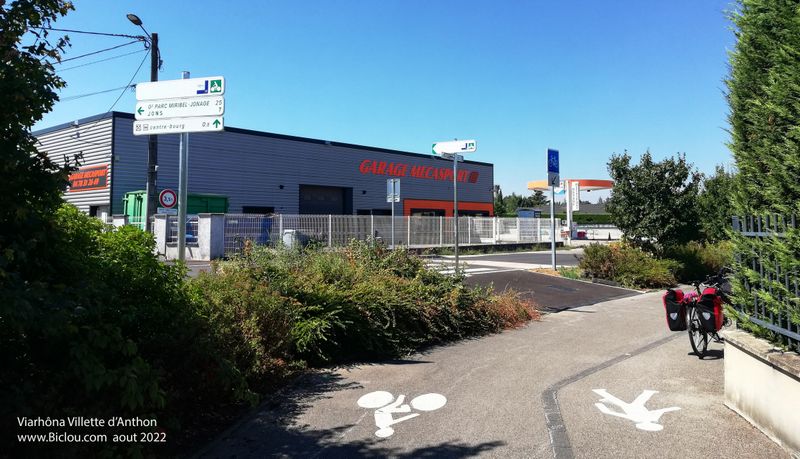 Balisage ViaRhôna à Villette d'Anthon en 2022