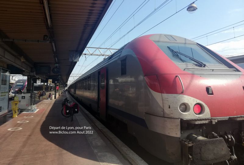 Lyon, en route vers Paris, par le TER (Paris Bercy)