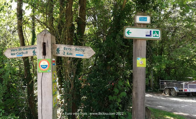 Evry, long de la Seine : balisage Euro-velo-3 et balades ..