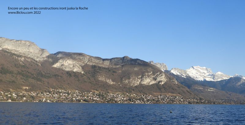 Evidemment , tous ces beaux paysages et cette belle lumière, attirent la jante .. d'où ses Constructions