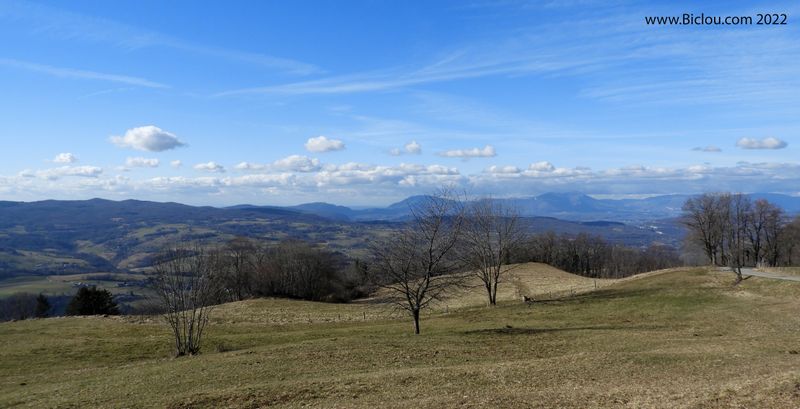 Paysage de l'avant pays Savoyard