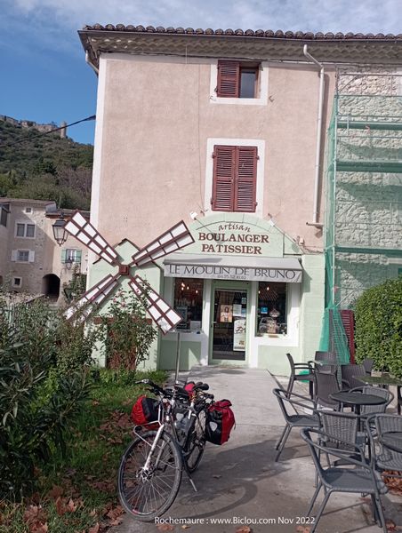 Ravitaillement à Rochemaure
