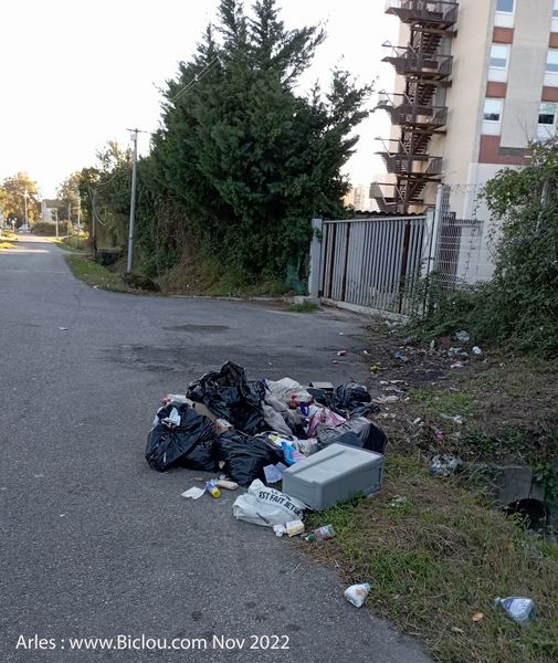 Arles (pas loin du Ibis) ; Nov 2022