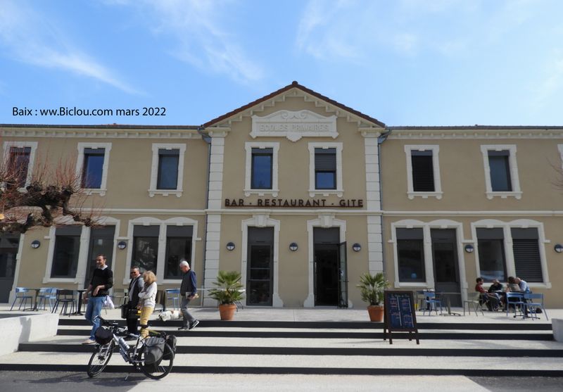 Restaurant gite à Baix : Le Préau
