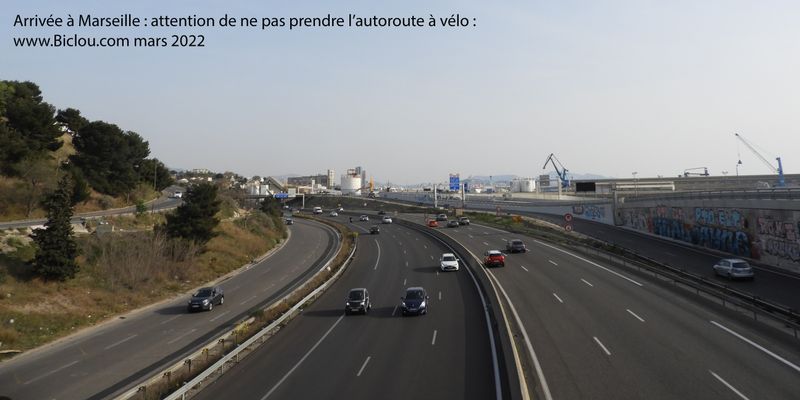 Autoroute arrivant à Marseille