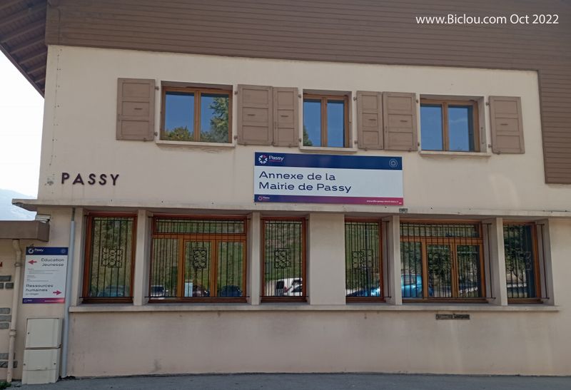 Mairie de Passy, en passant ..