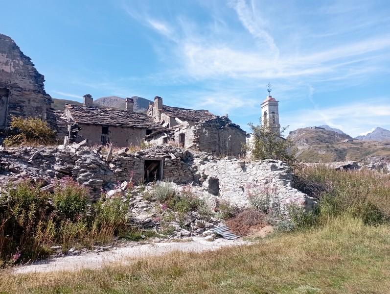 Village abandonné de Grand' Croix ; au Mont Cenis (2023)