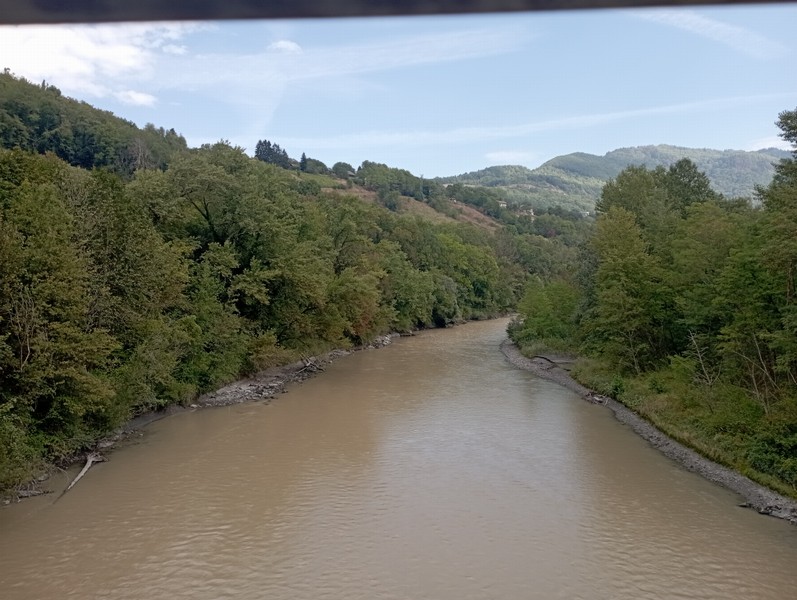 L'Arc à Aiton en 2023, il a du pleuvoir en montagne ..